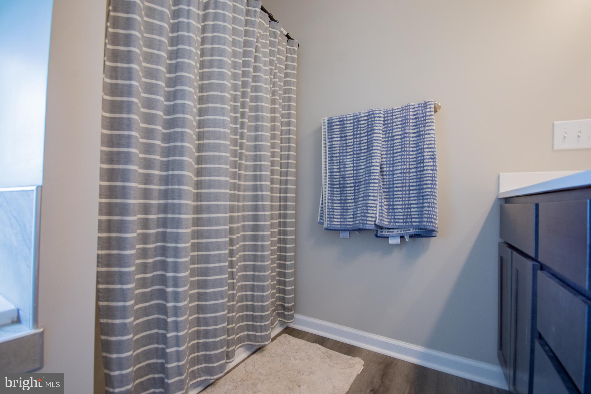 RED HILL - Residential