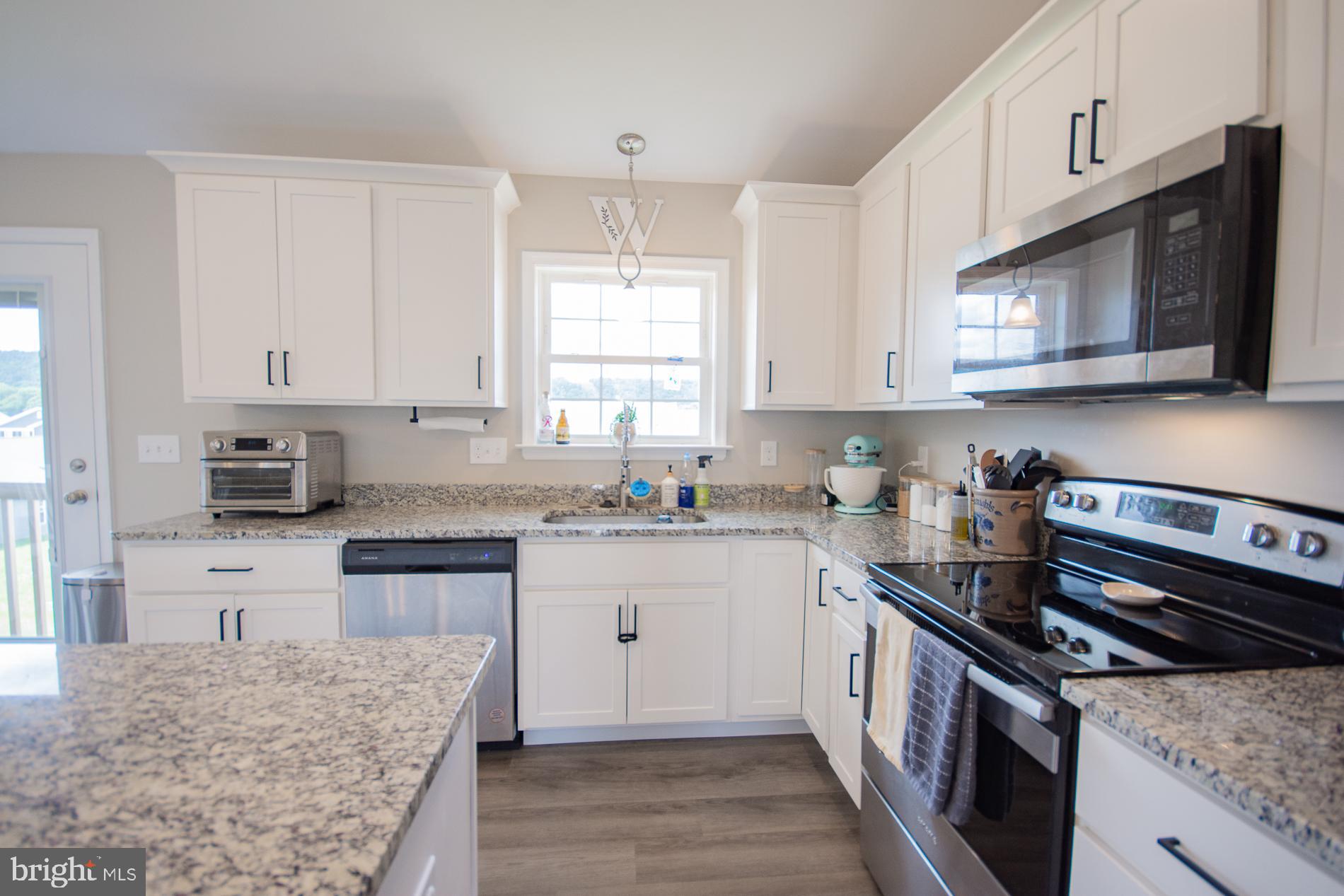 RED HILL - Residential