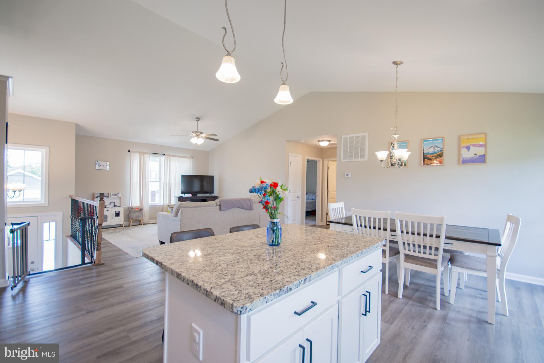 RED HILL - Residential