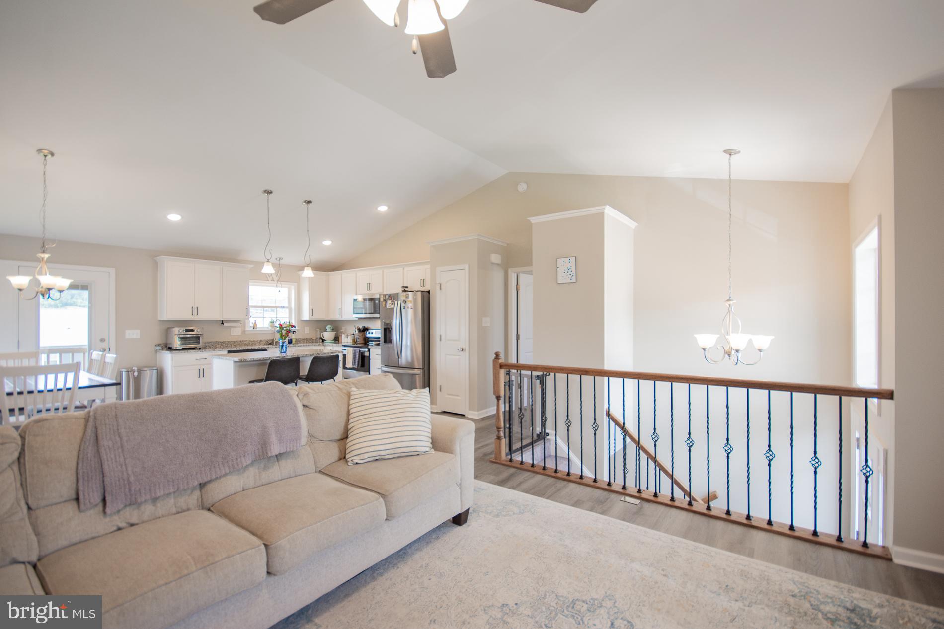 RED HILL - Residential