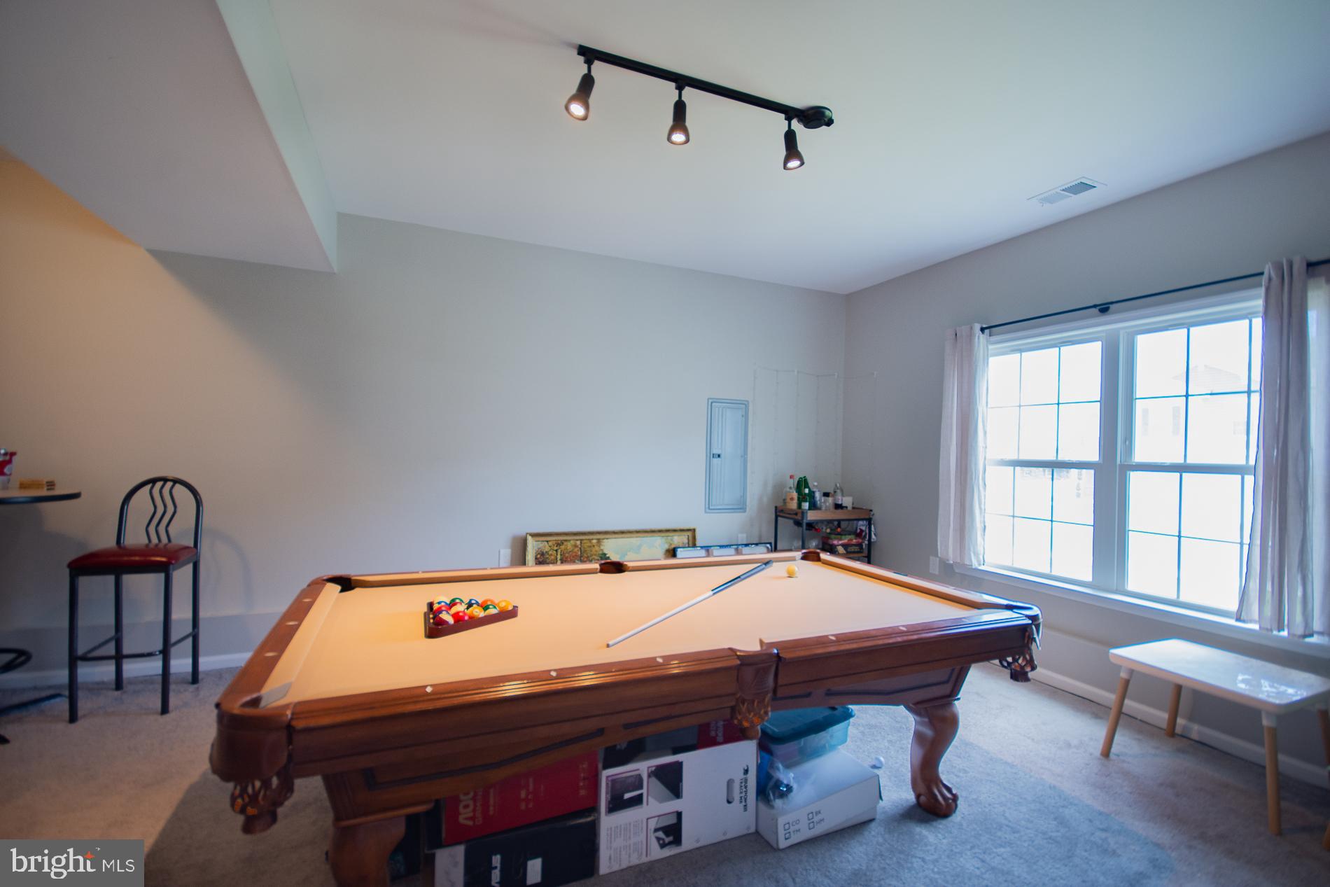 RED HILL - Residential