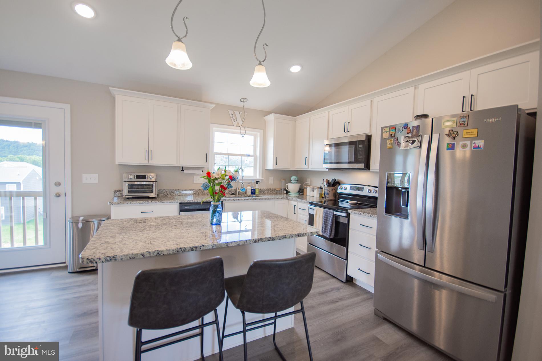 RED HILL - Residential