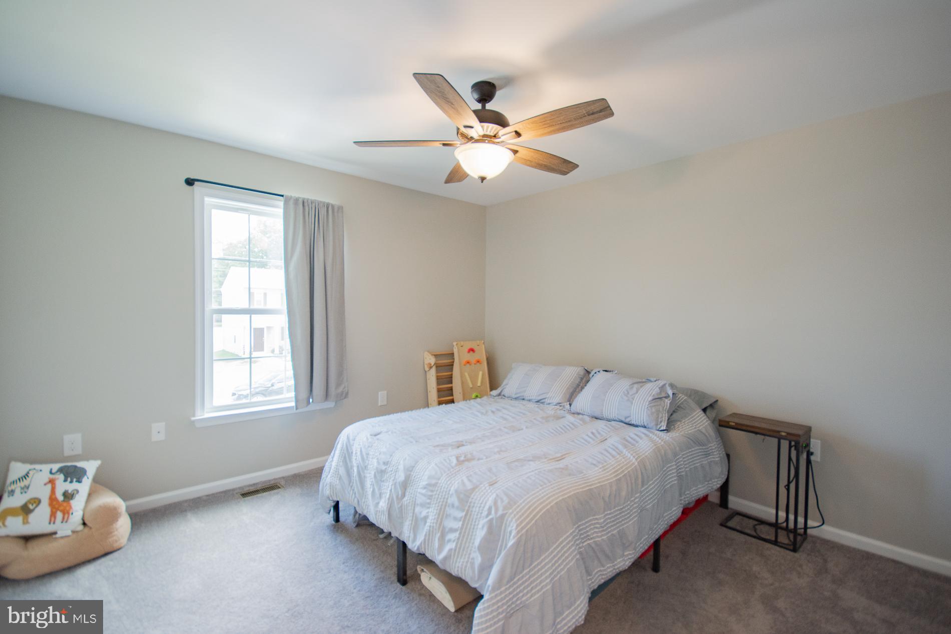 RED HILL - Residential