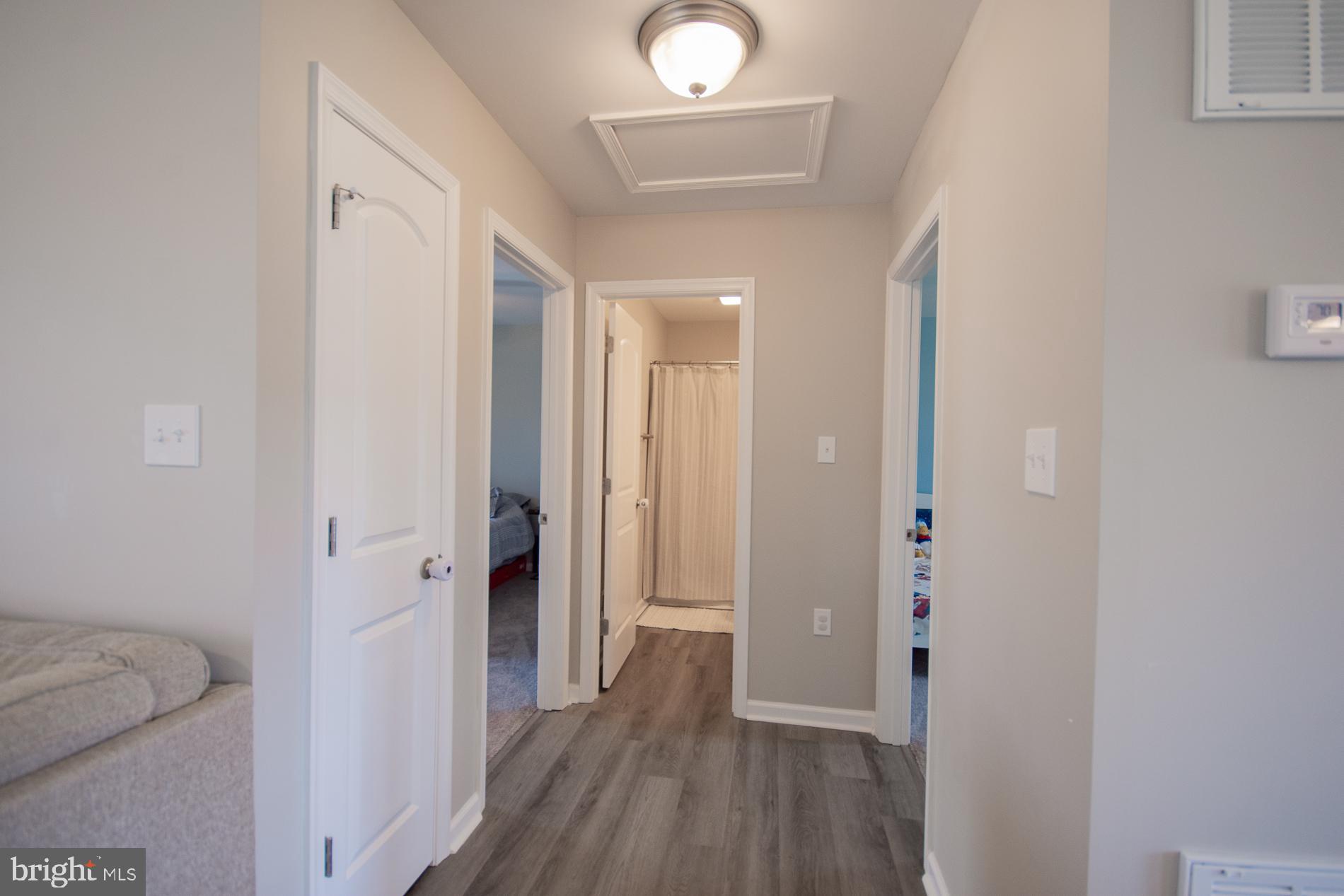 RED HILL - Residential