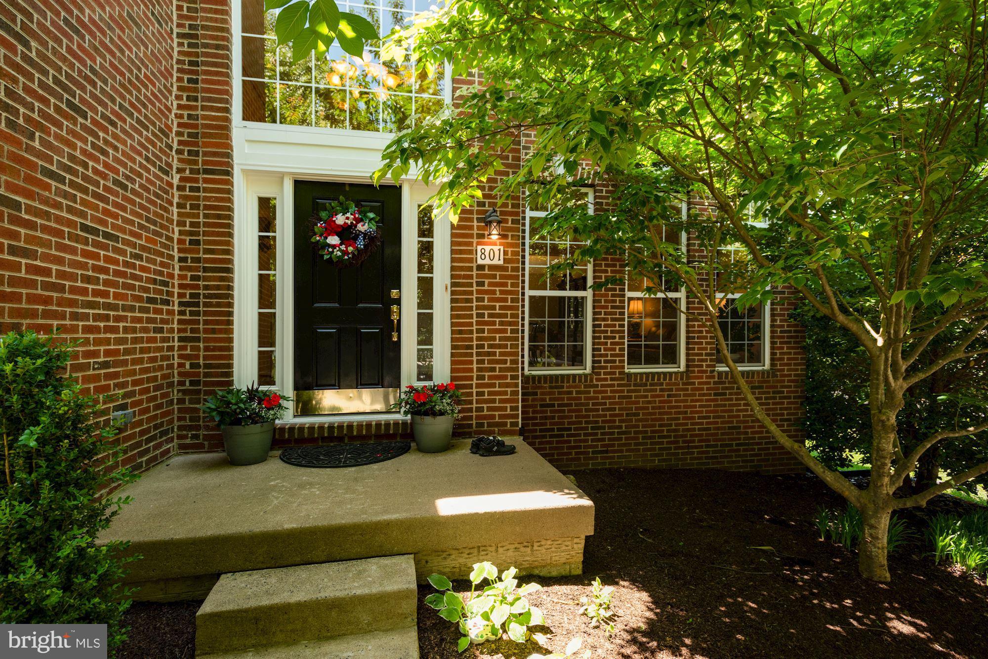 LOCUST GROVE - Residential