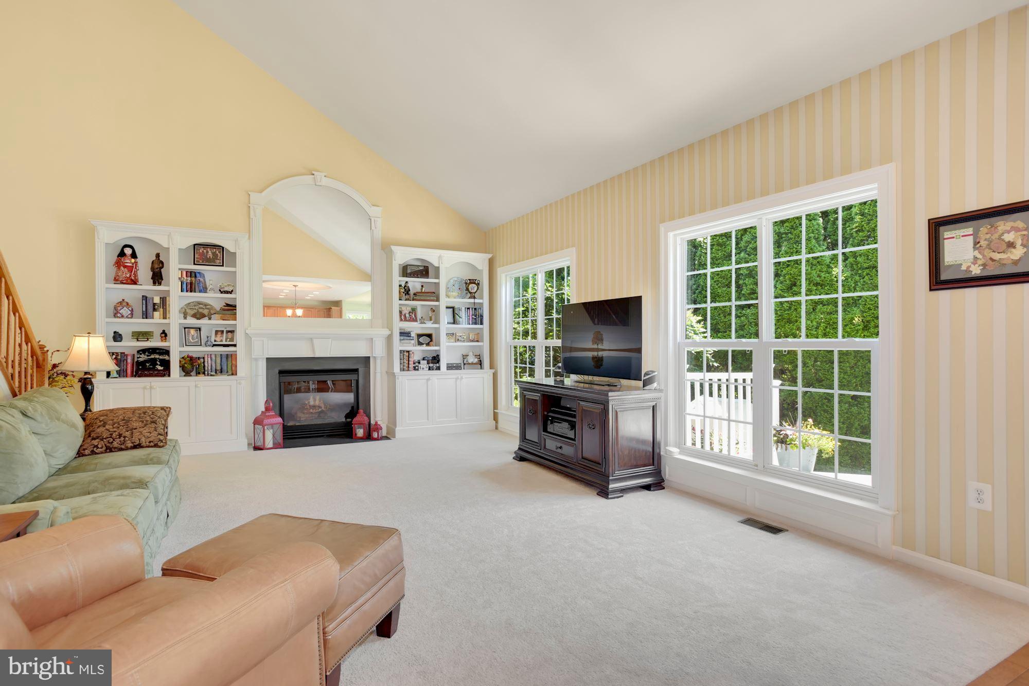 LOCUST GROVE - Residential