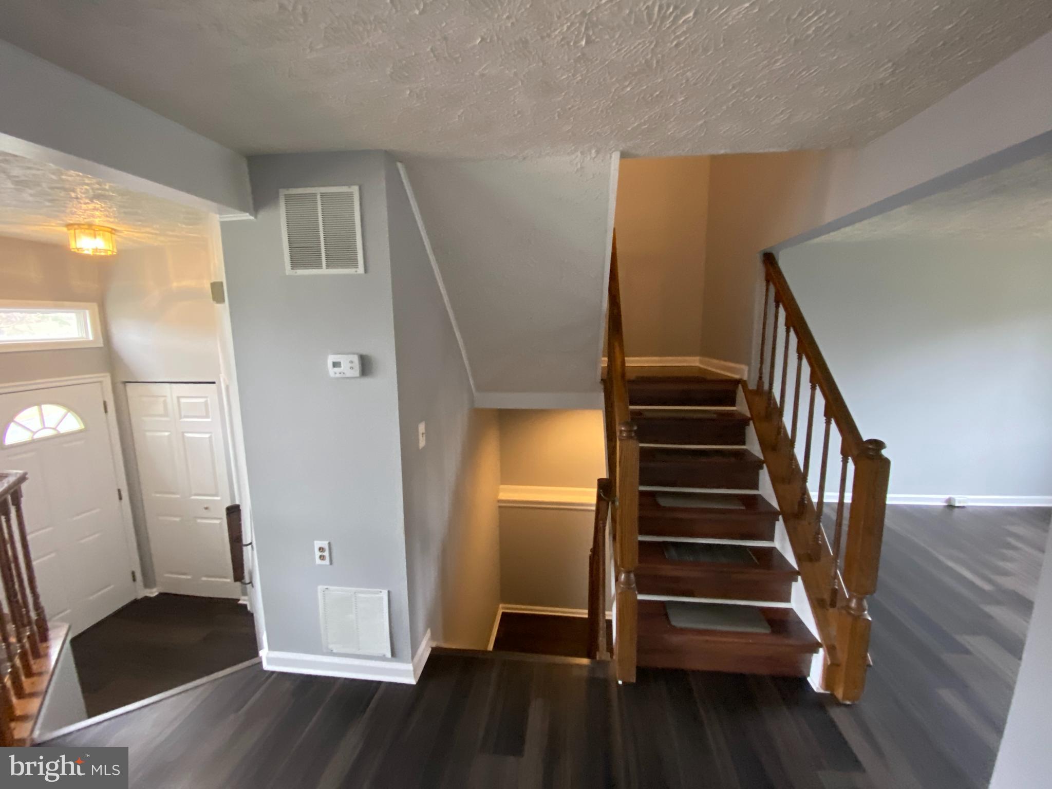 HOLLYMEAD - Residential Lease