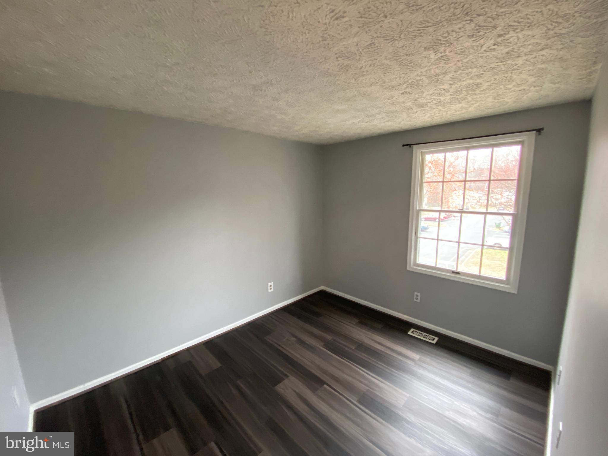 HOLLYMEAD - Residential Lease