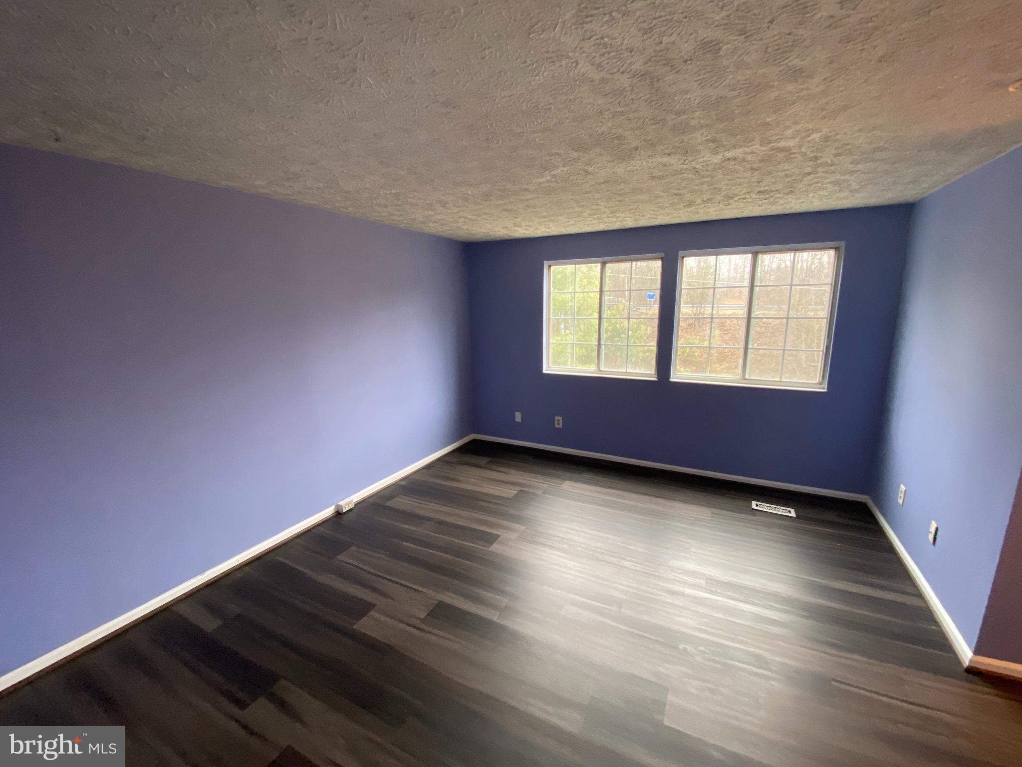 HOLLYMEAD - Residential Lease