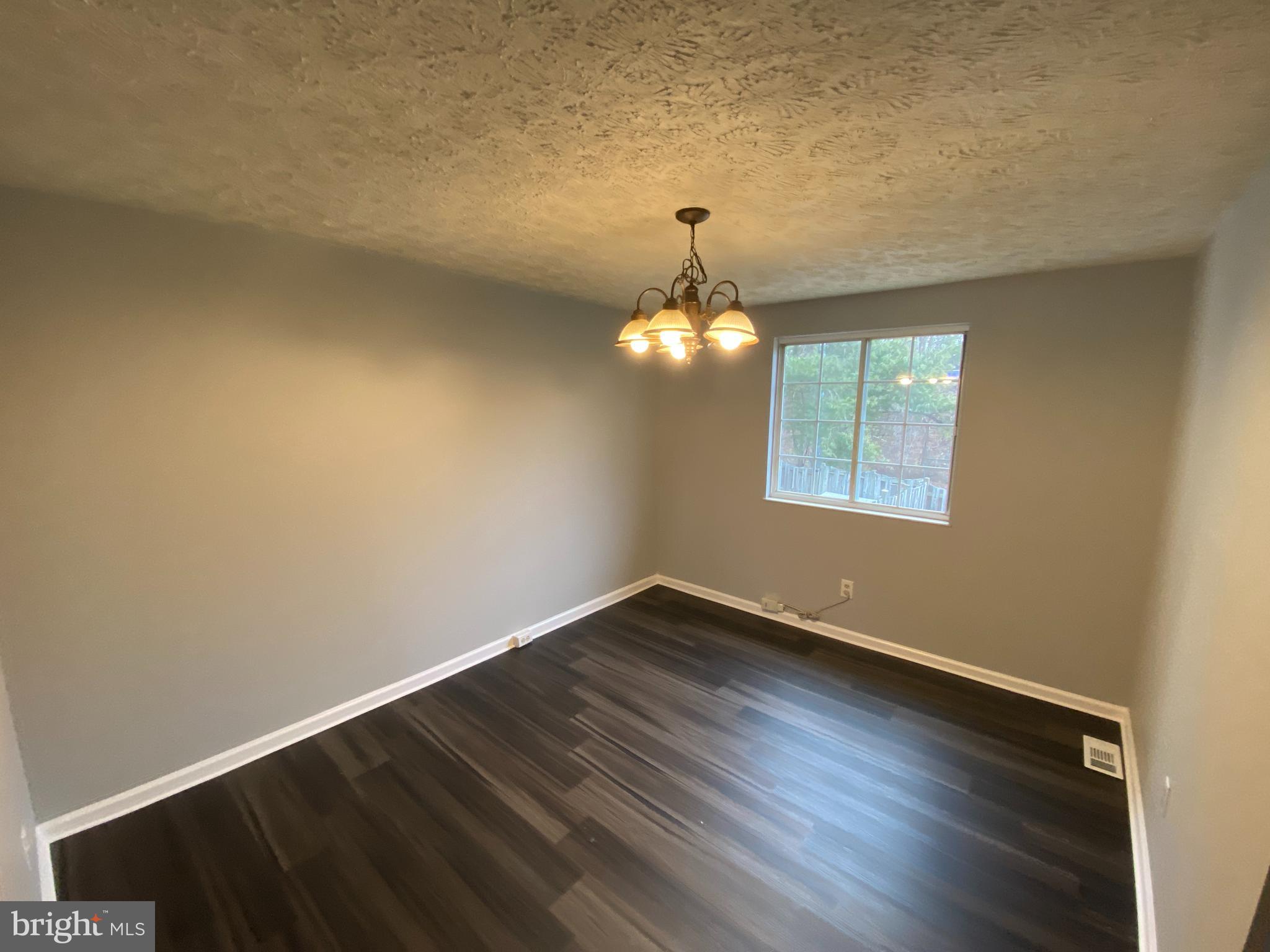 HOLLYMEAD - Residential Lease