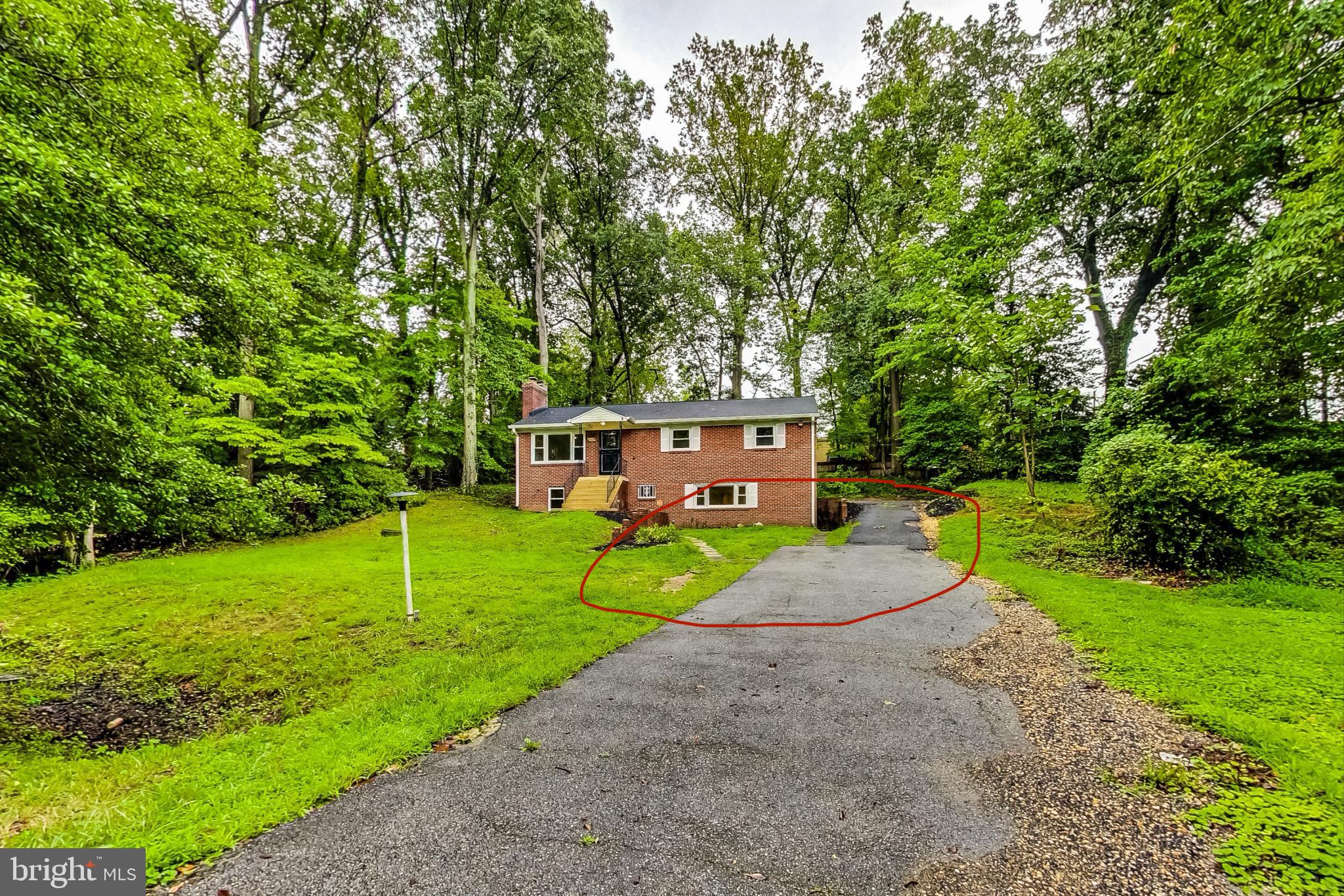 BARNABY ESTATES - Residential Lease