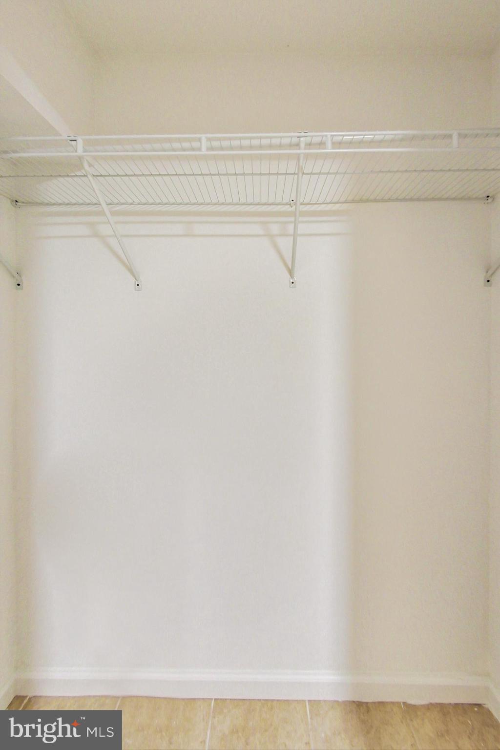 BARNABY ESTATES - Residential Lease