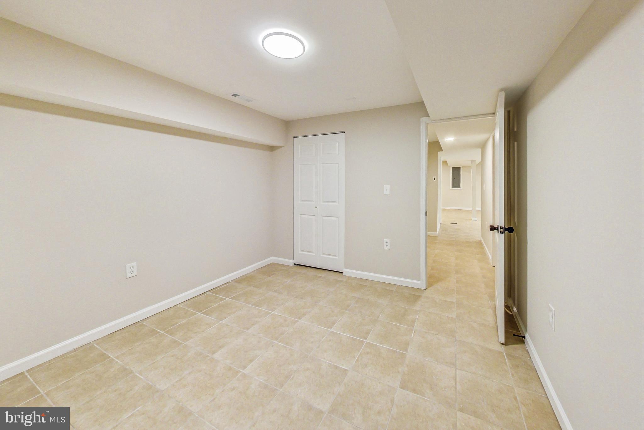 BARNABY ESTATES - Residential Lease