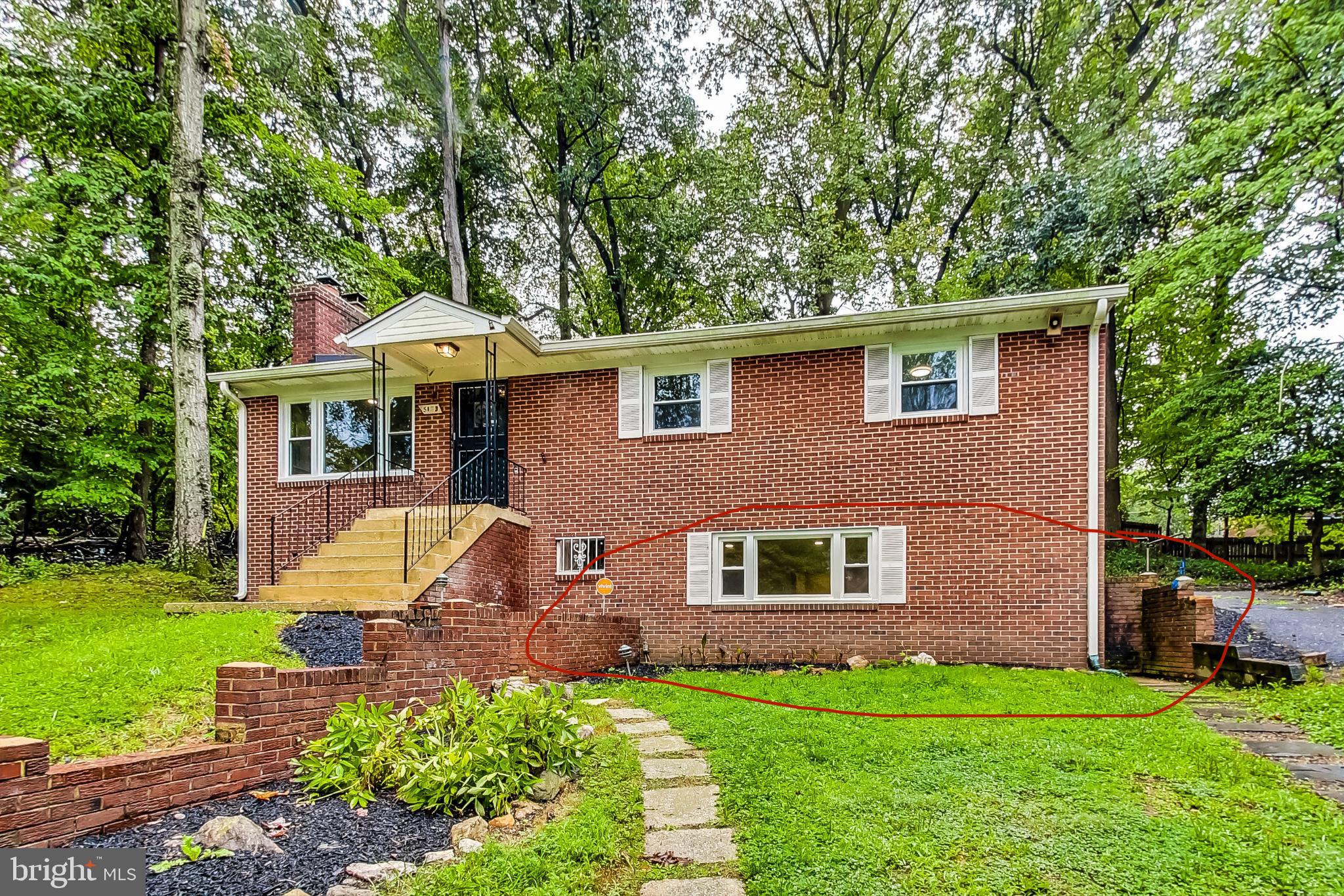 BARNABY ESTATES - Residential Lease