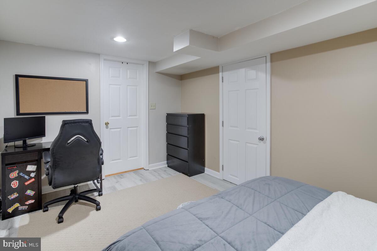 ADMIRAL HEIGHTS - Residential