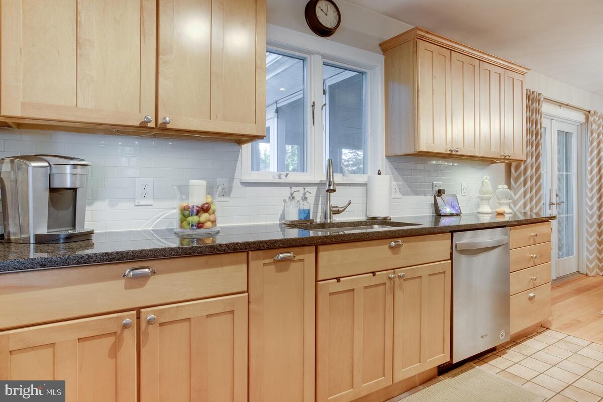 ADMIRAL HEIGHTS - Residential