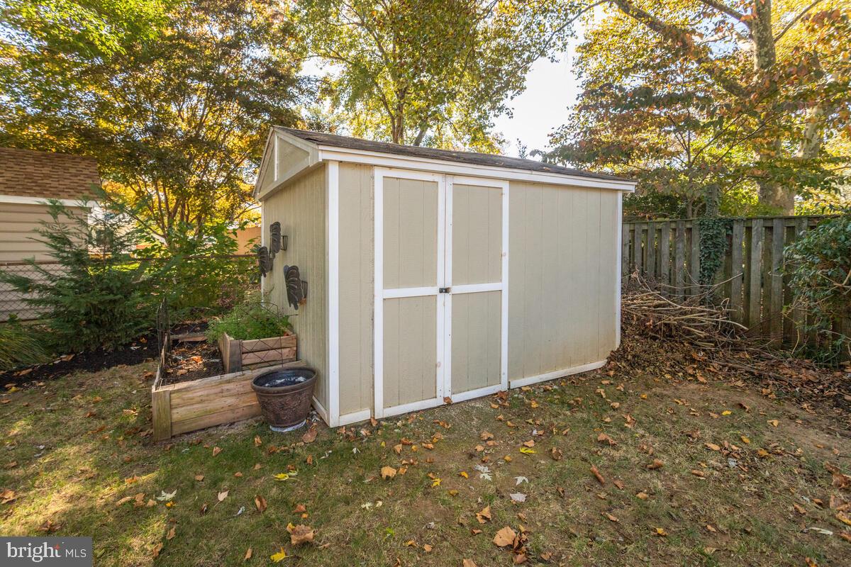 ADMIRAL HEIGHTS - Residential