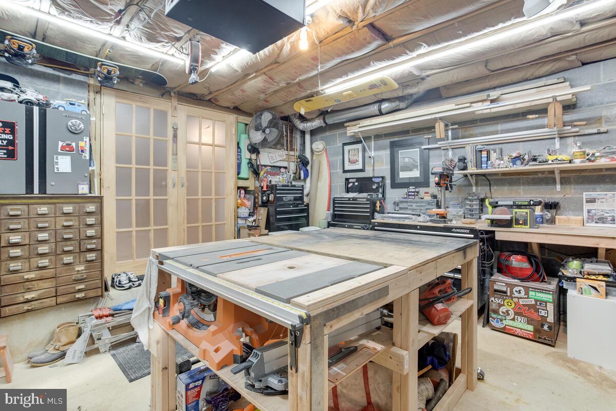 ADMIRAL HEIGHTS - Residential