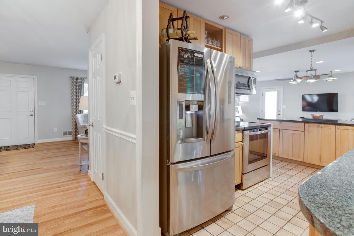 ADMIRAL HEIGHTS - Residential