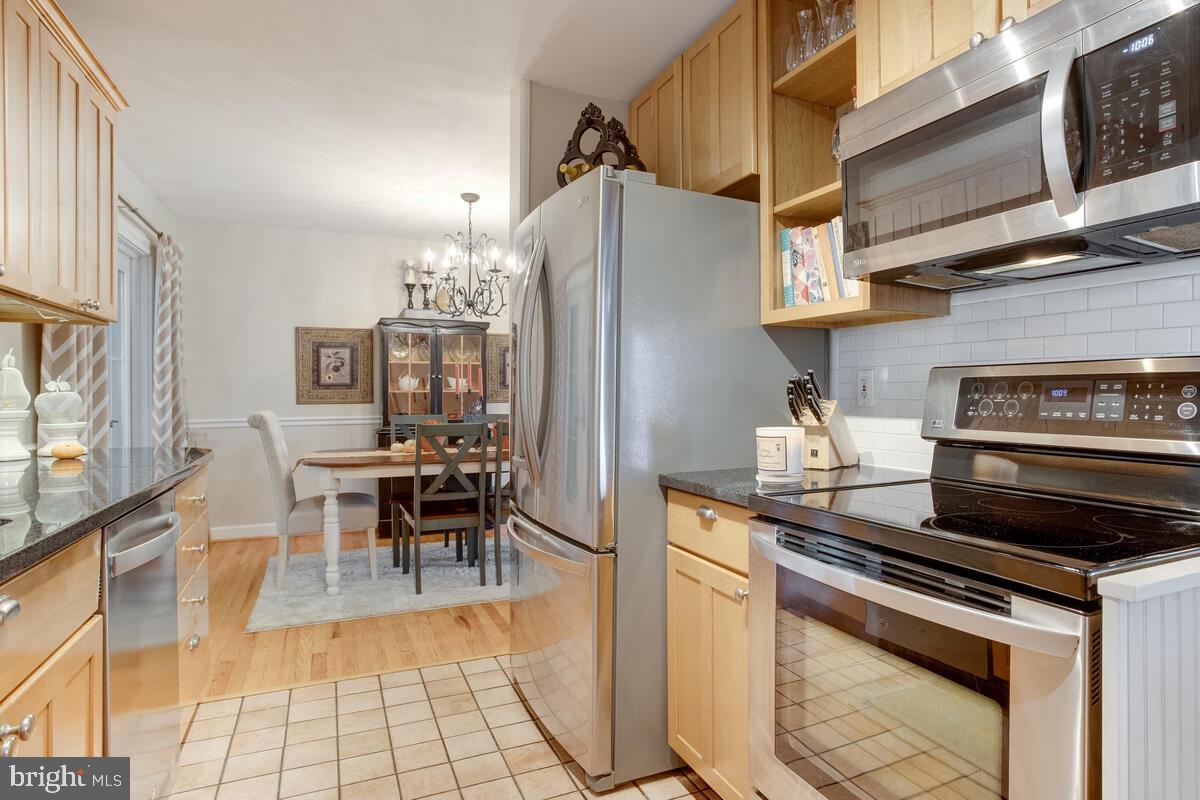 ADMIRAL HEIGHTS - Residential