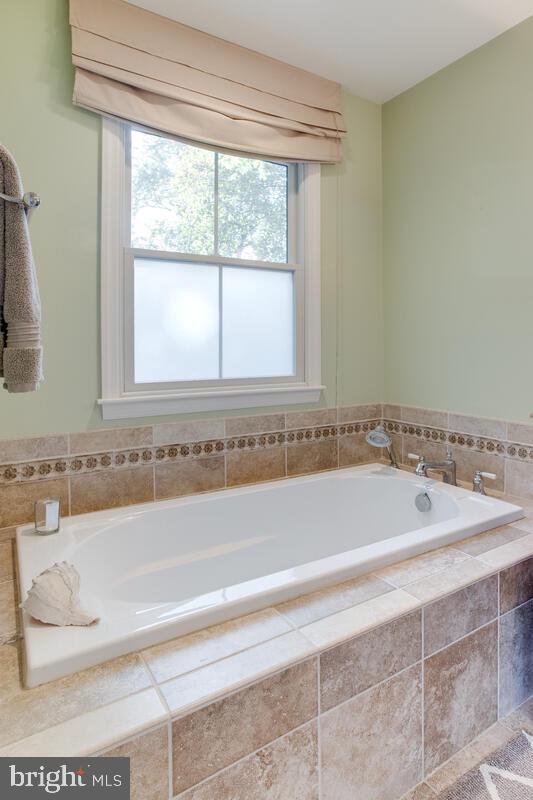 ADMIRAL HEIGHTS - Residential