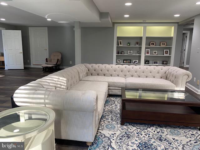 DOGWOOD FARM - Residential