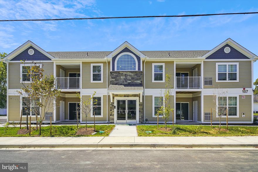 1 bedroom 1 bath apartment in Chester. Close to everything Kent Island. Secure building, keyless entry, 1 parking space per unit with plenty of overflow for one additional per unit.  Large kitchens, full size washer & dryers in each unit. Water & sewer included. This is a NO SMOKING building. Pets under 35lbs welcome with pet rent. Photos are of a reverse floor plan.