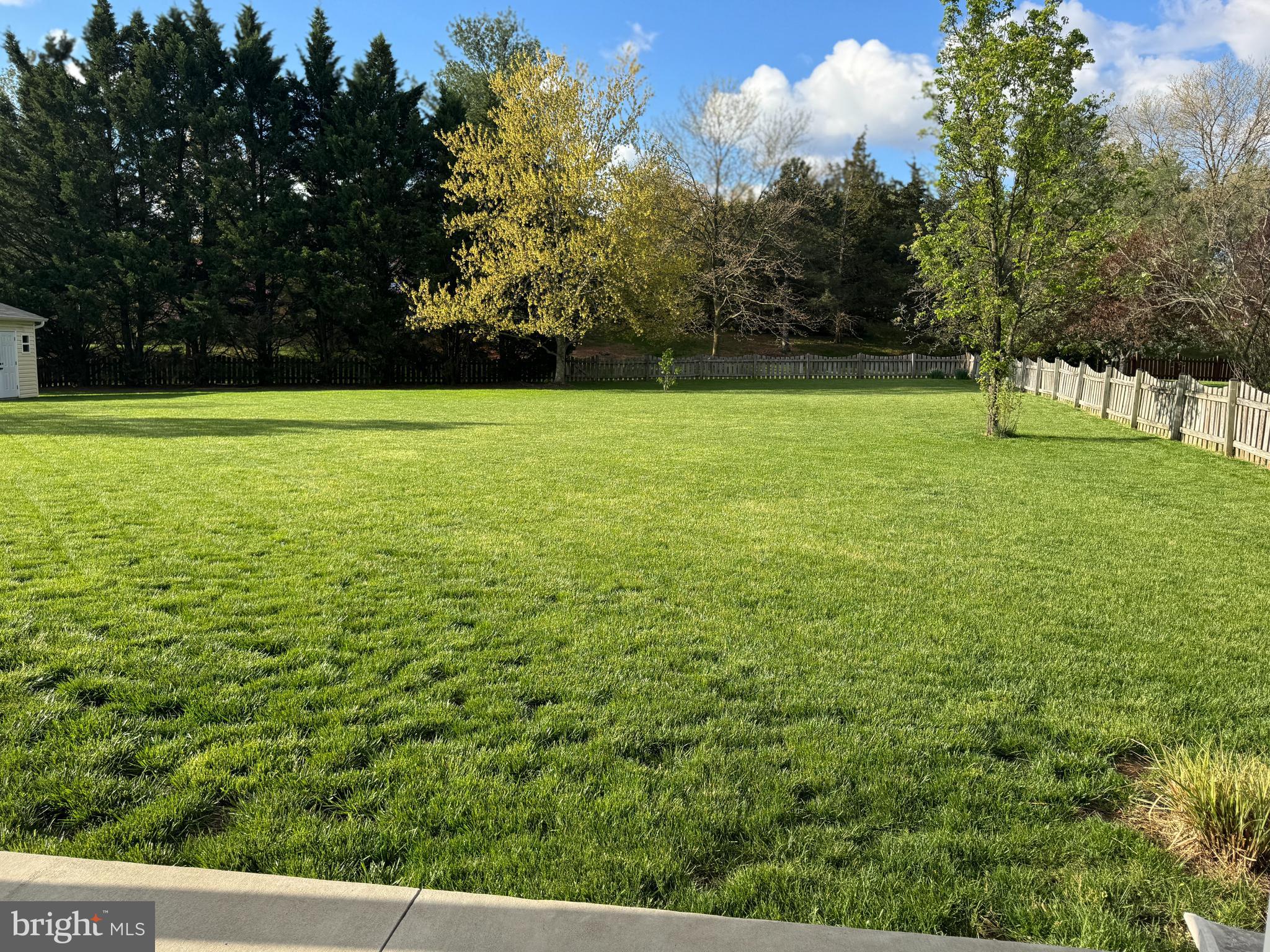 43187 ROCKFIELD COURT