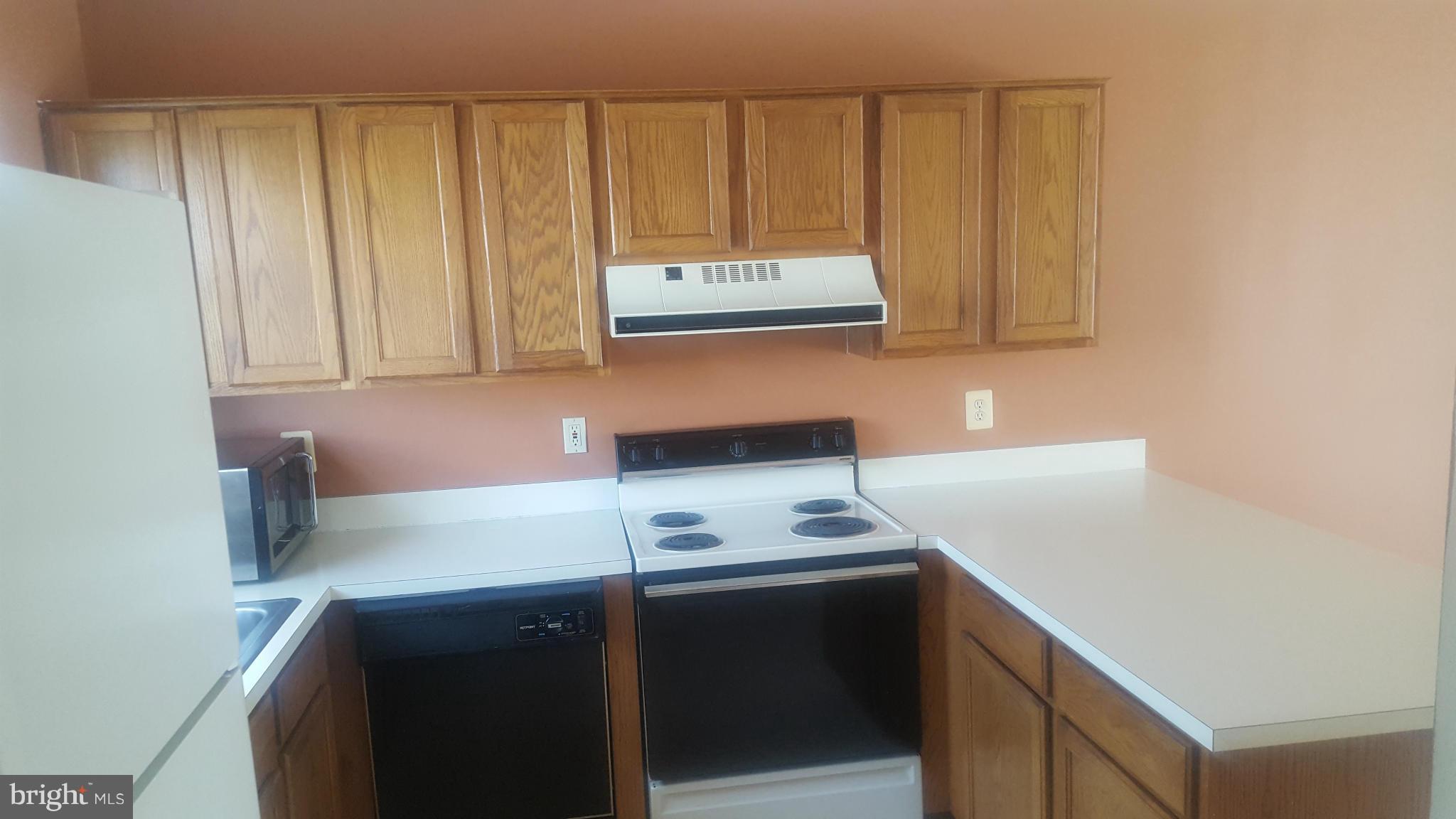 SUNNINGDALE MEADOWS - Residential