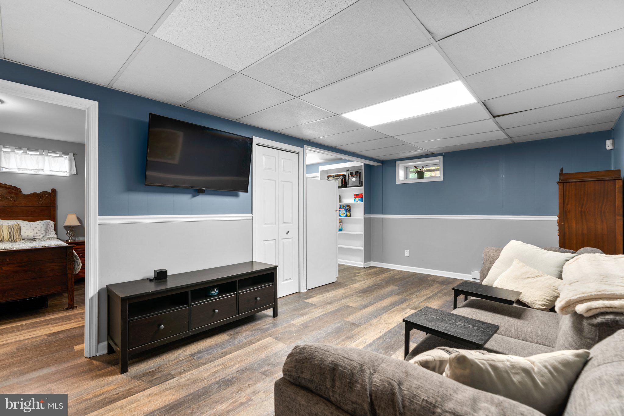 WHITNEYS LANDING - Residential