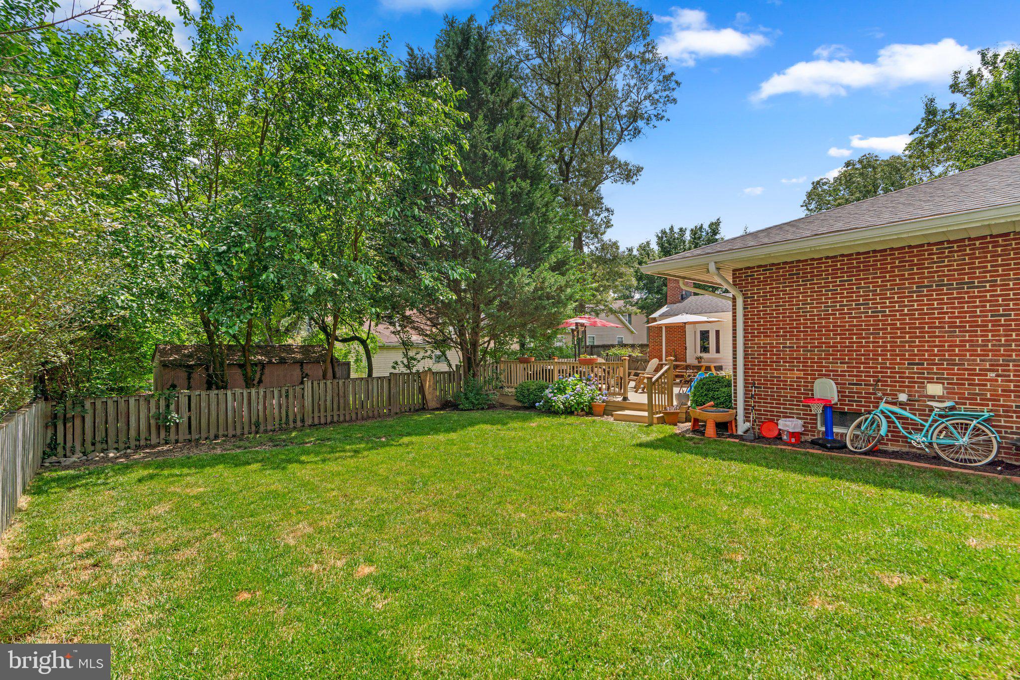 WHITNEYS LANDING - Residential