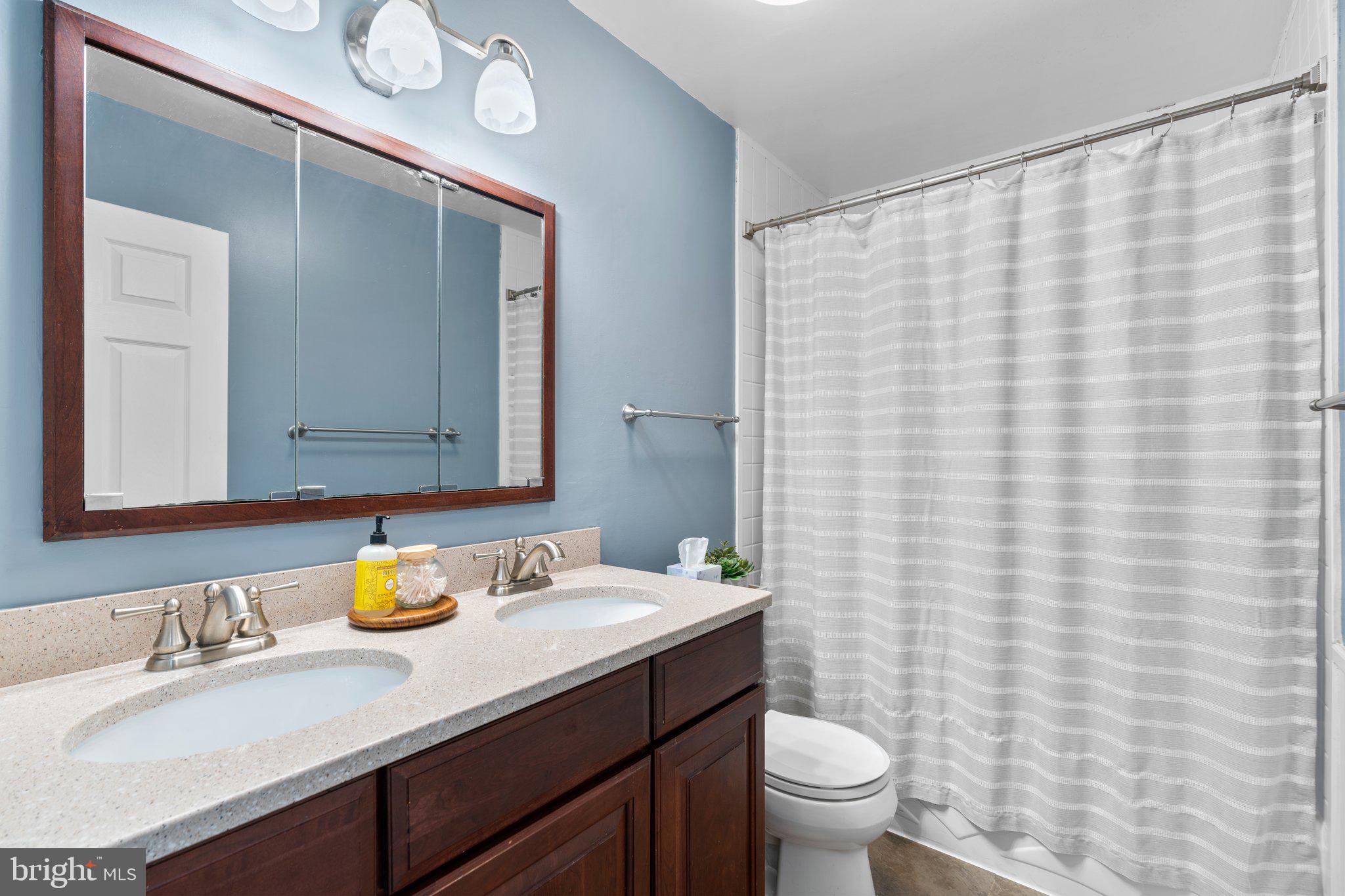 WHITNEYS LANDING - Residential