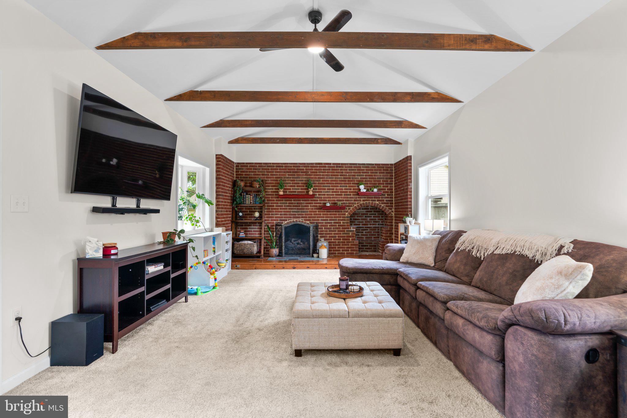 WHITNEYS LANDING - Residential