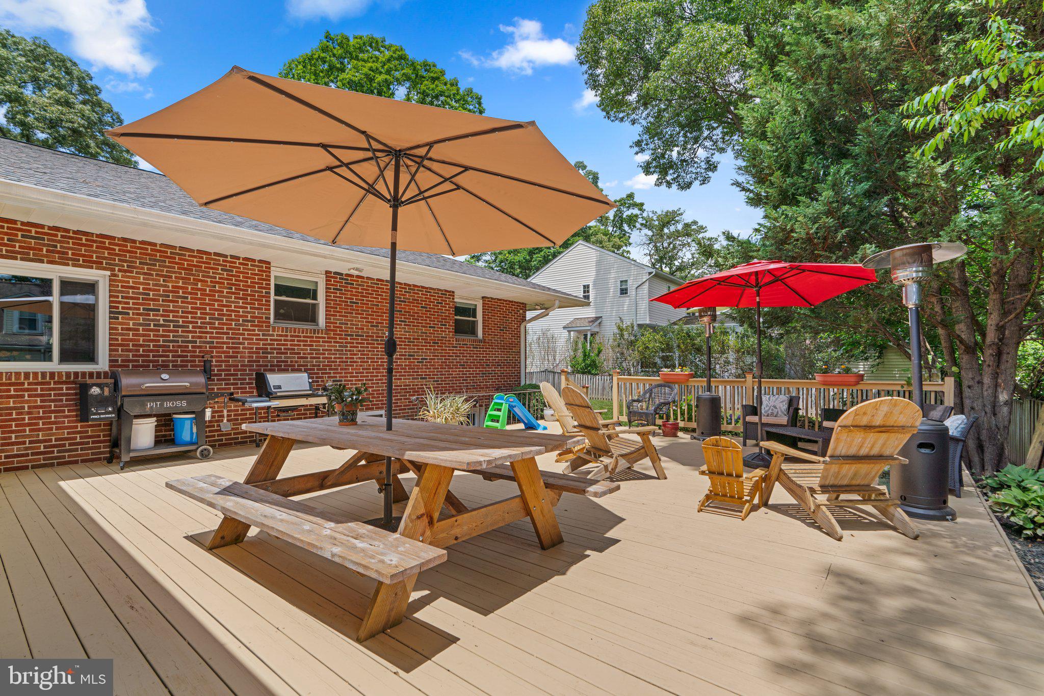 WHITNEYS LANDING - Residential