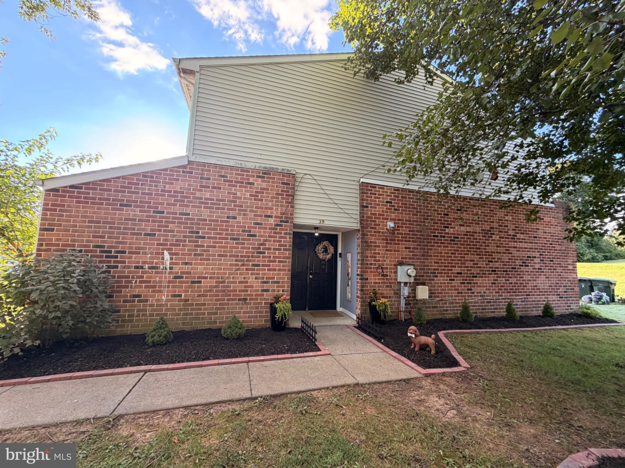 39 NANCY LANE 191