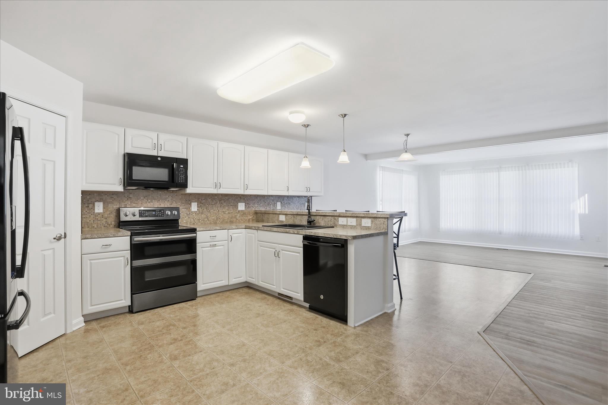 FREEDOM HILLS - Residential