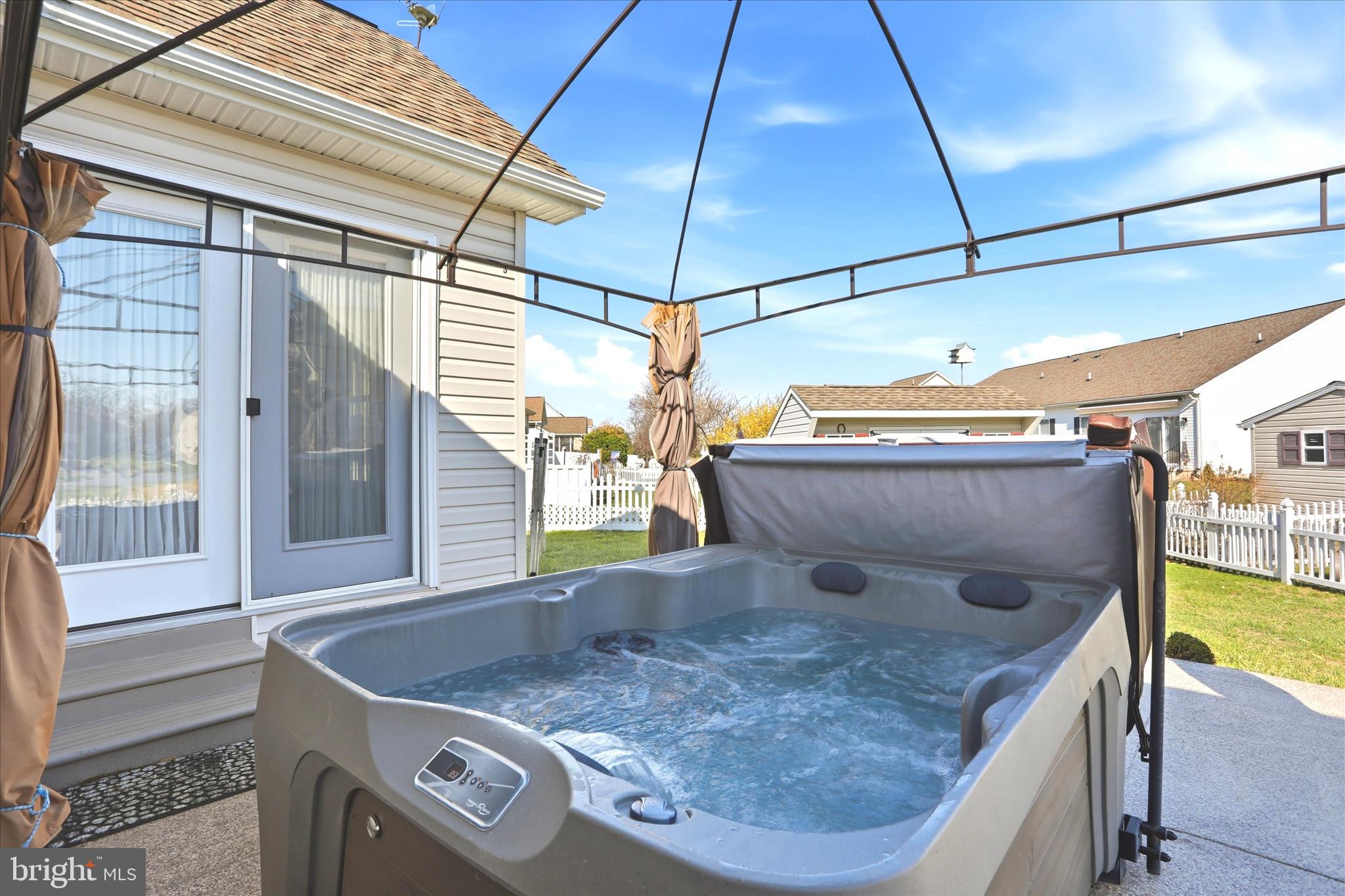 FREEDOM HILLS - Residential