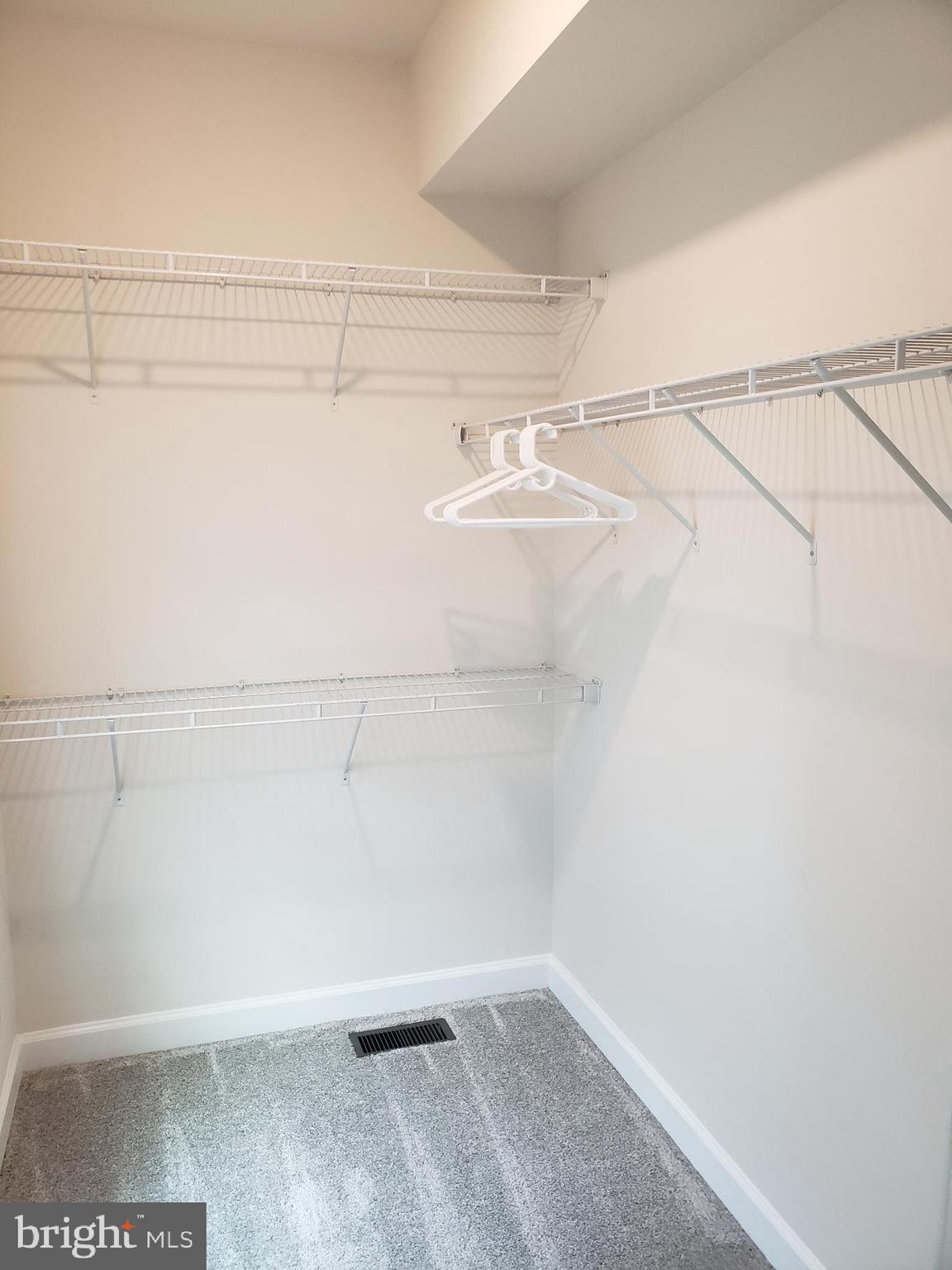 ONE LOUDOUN - Residential Lease