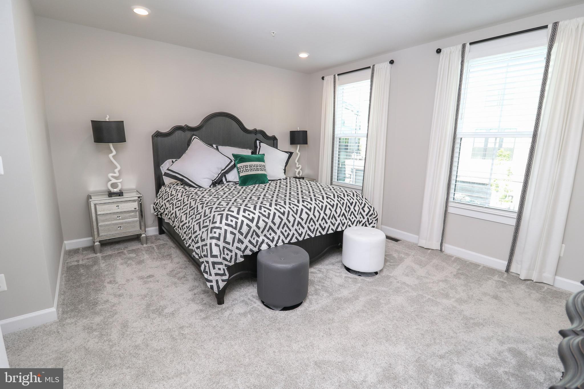 ONE LOUDOUN - Residential Lease