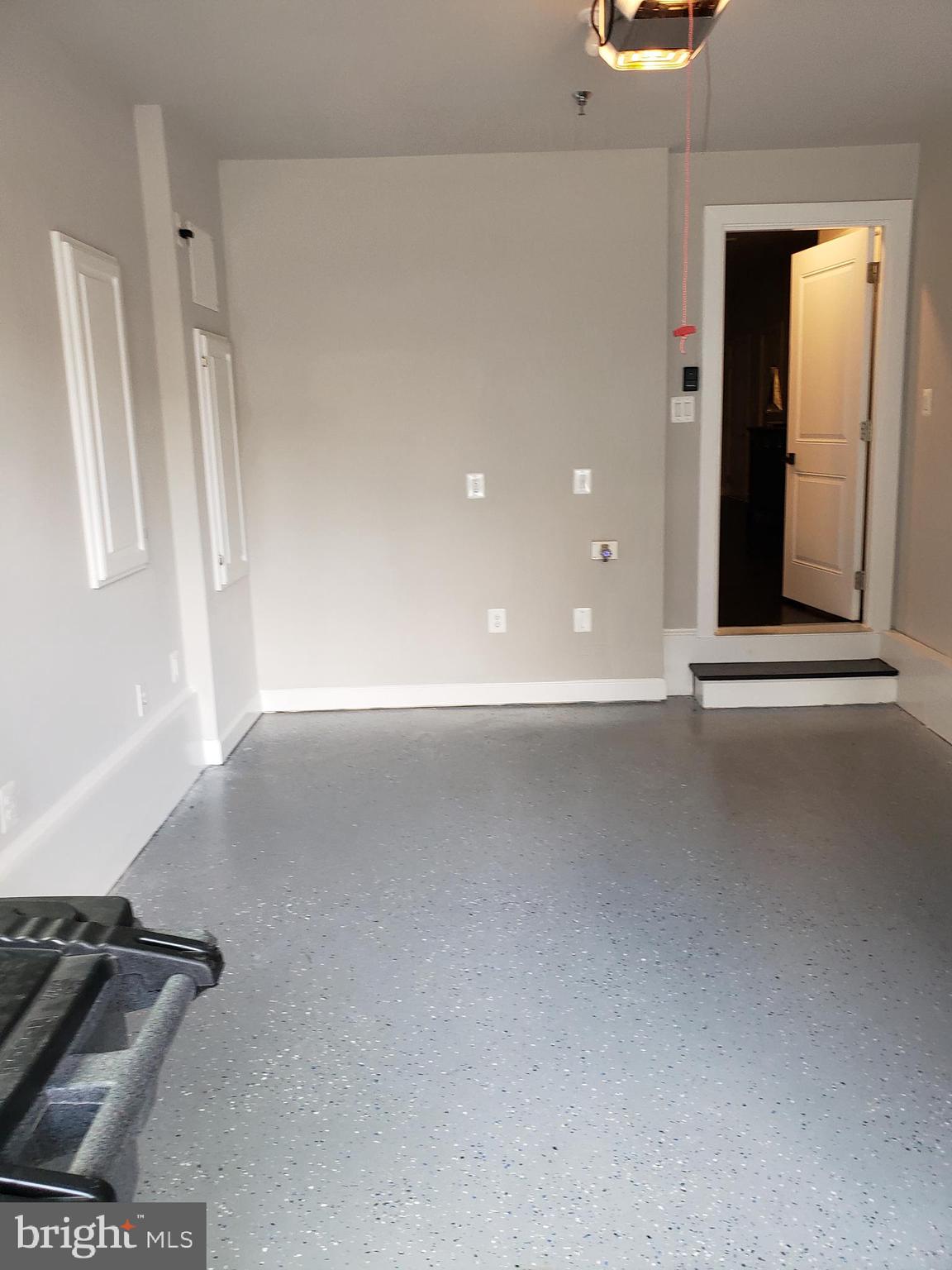 ONE LOUDOUN - Residential Lease