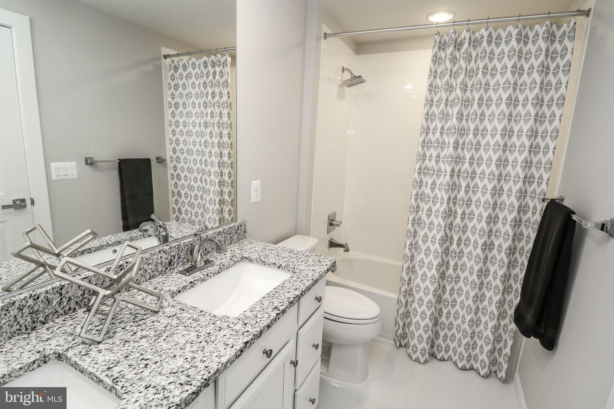 ONE LOUDOUN - Residential Lease