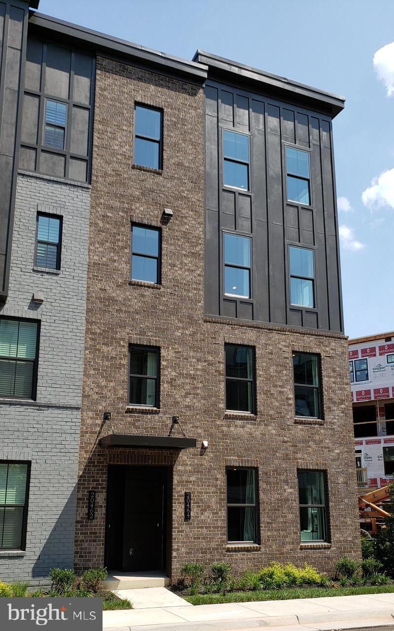 ONE LOUDOUN - Residential Lease