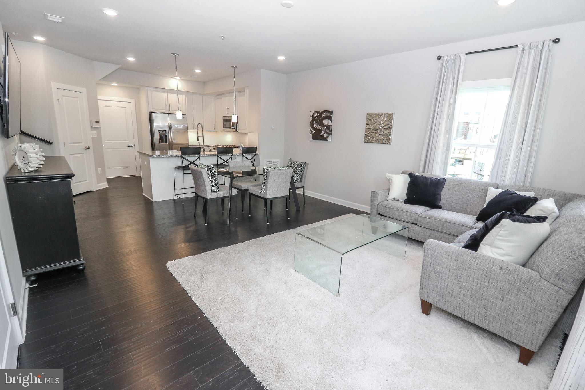 ONE LOUDOUN - Residential Lease