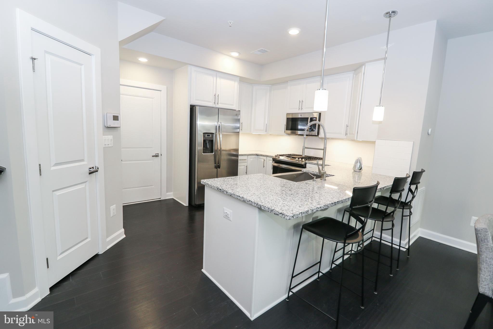 ONE LOUDOUN - Residential Lease