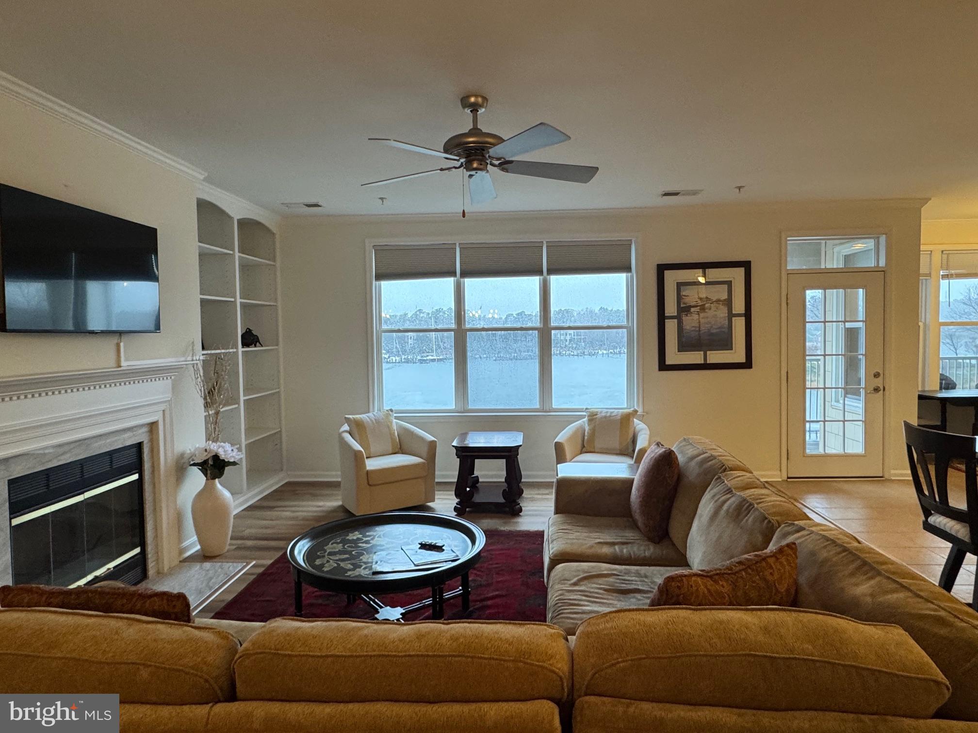 OYSTER BAY CONDOMINIUMS - Residential Lease