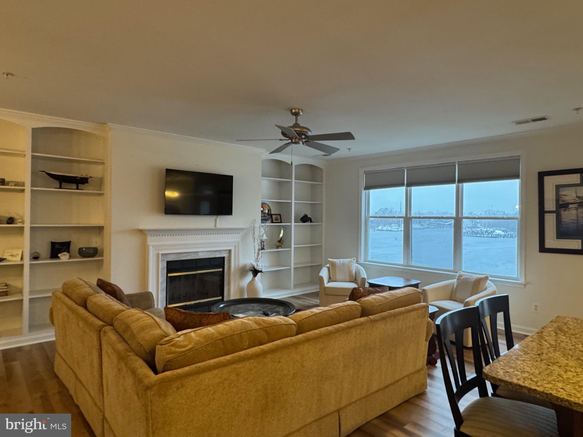 OYSTER BAY CONDOMINIUMS - Residential Lease