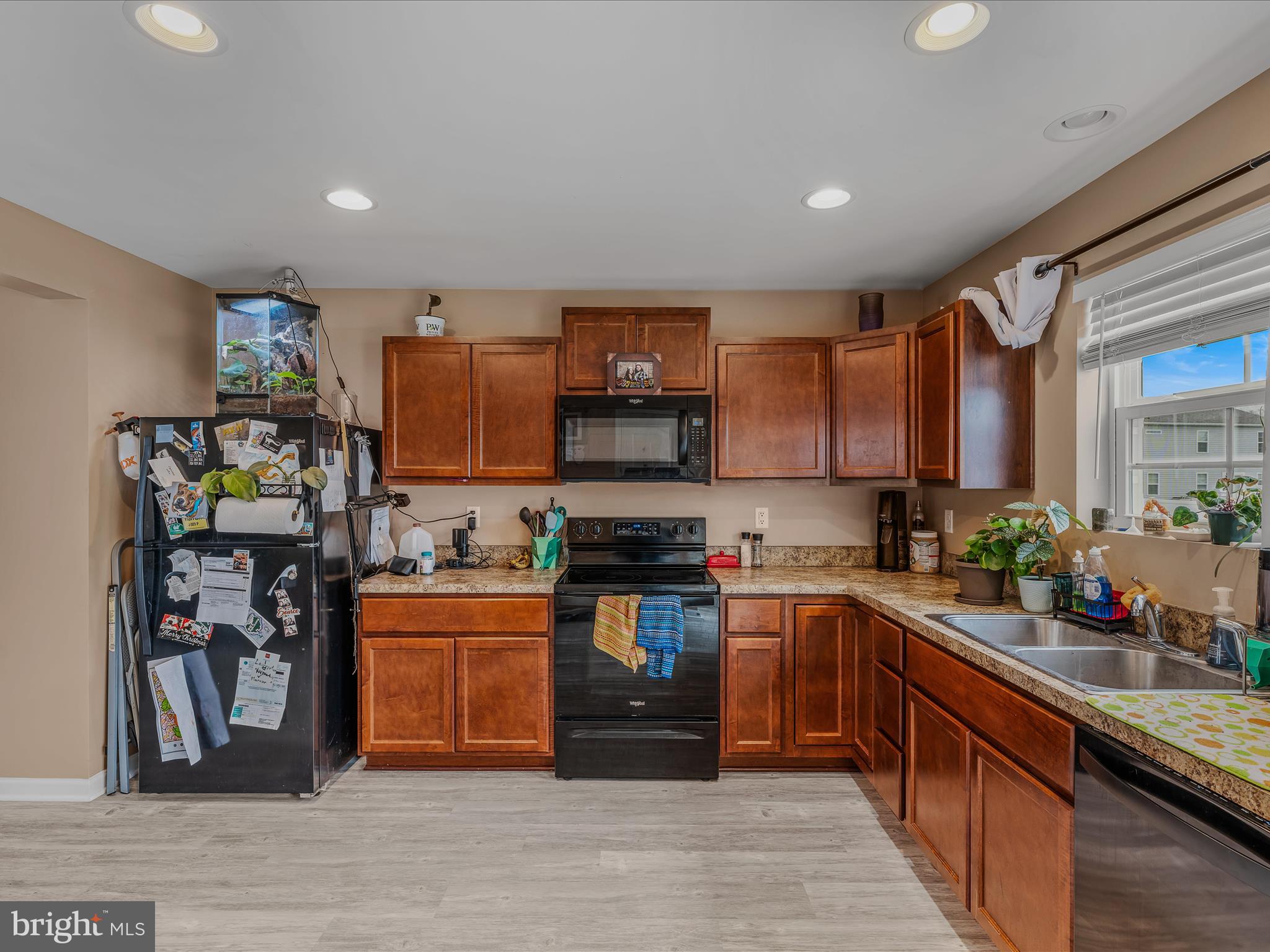 MORNING DOVE ESTATES - Residential