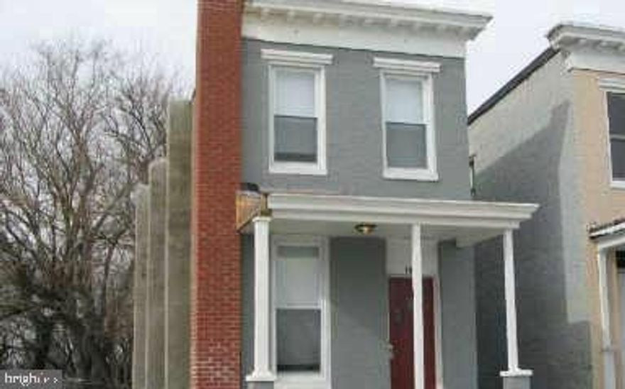 Attention investors to owner-occupants. An amazing opportunity not to be missed. All offers will be presented, $5000 deposit and proof of funds will be required, AS-IS sale and the buyer is responsible for L&I. Cash or hard money financing preferred.  Don't let this opportunity pass you by!