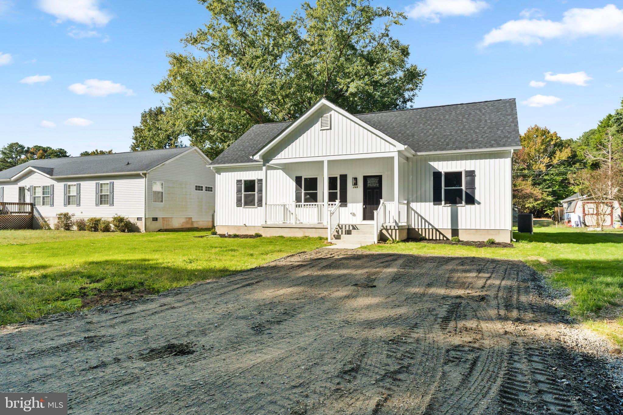 GLEBE HARBOR - Residential