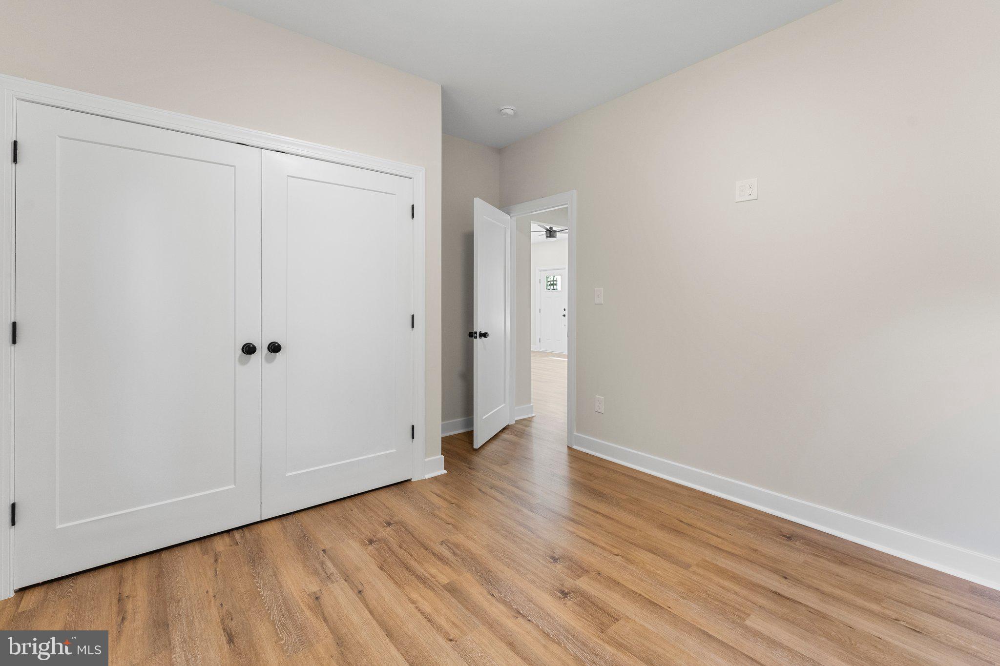 GLEBE HARBOR - Residential